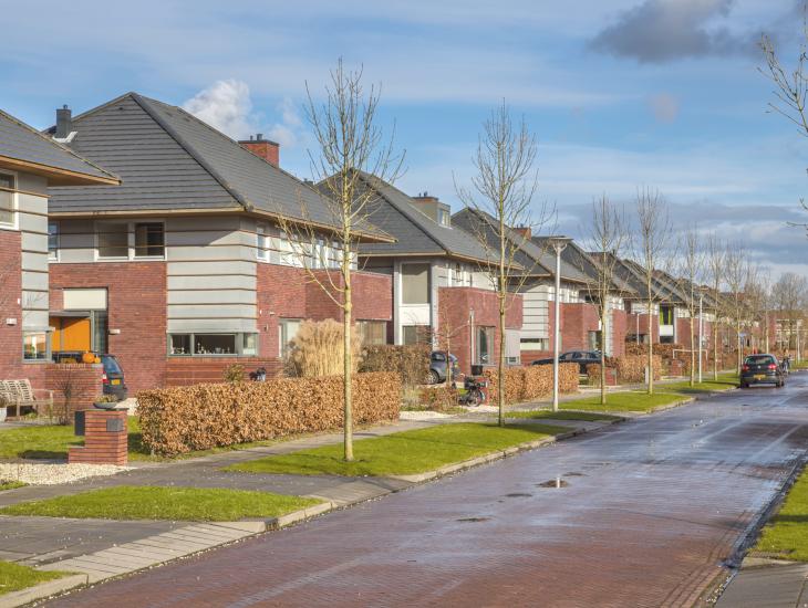 Huizen in een woonwijk